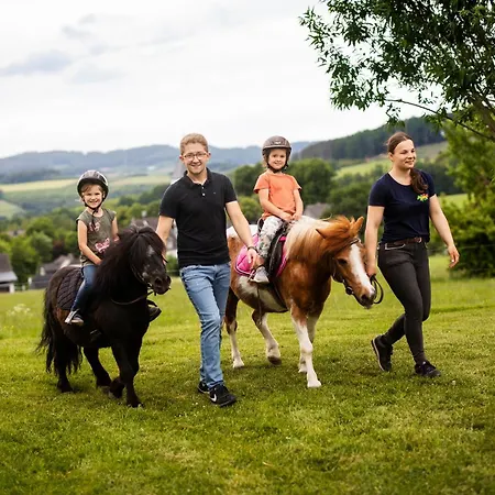 Appartement Hof Koehne Haus Am Spielplatz - Schaf
