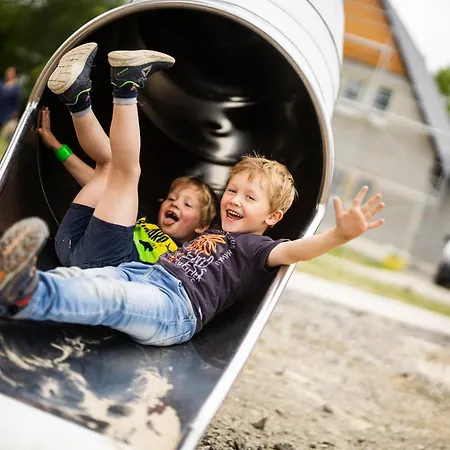 Hof Koehne Haus Am Spielplatz - Schaf *